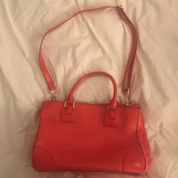 Tory Burch Cross Body Bag - Picture 2 of 8